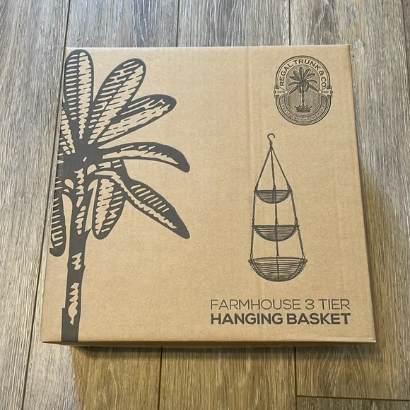 Regal Trunk Co. Hanging 3-tier basket - Picture 1 of 3